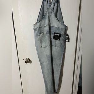 Silver Jeans Baggy Straight Leg Overalls sz XL 27” inseam